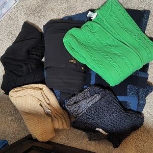 Monkfio171895 Bundle 7 Items